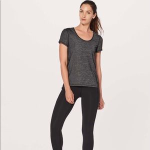 Lululemon extra mile short sleeve